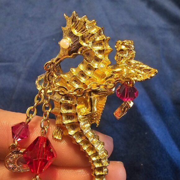 Kirks Folly Brooch/Pin - Picture 5 of 6